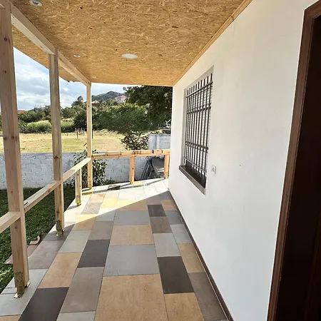 Appartement Gardenhouse2 Memlishte